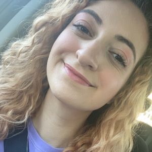 Meet your Posher, Elena